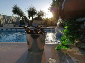 VILLA LOS ARCOS